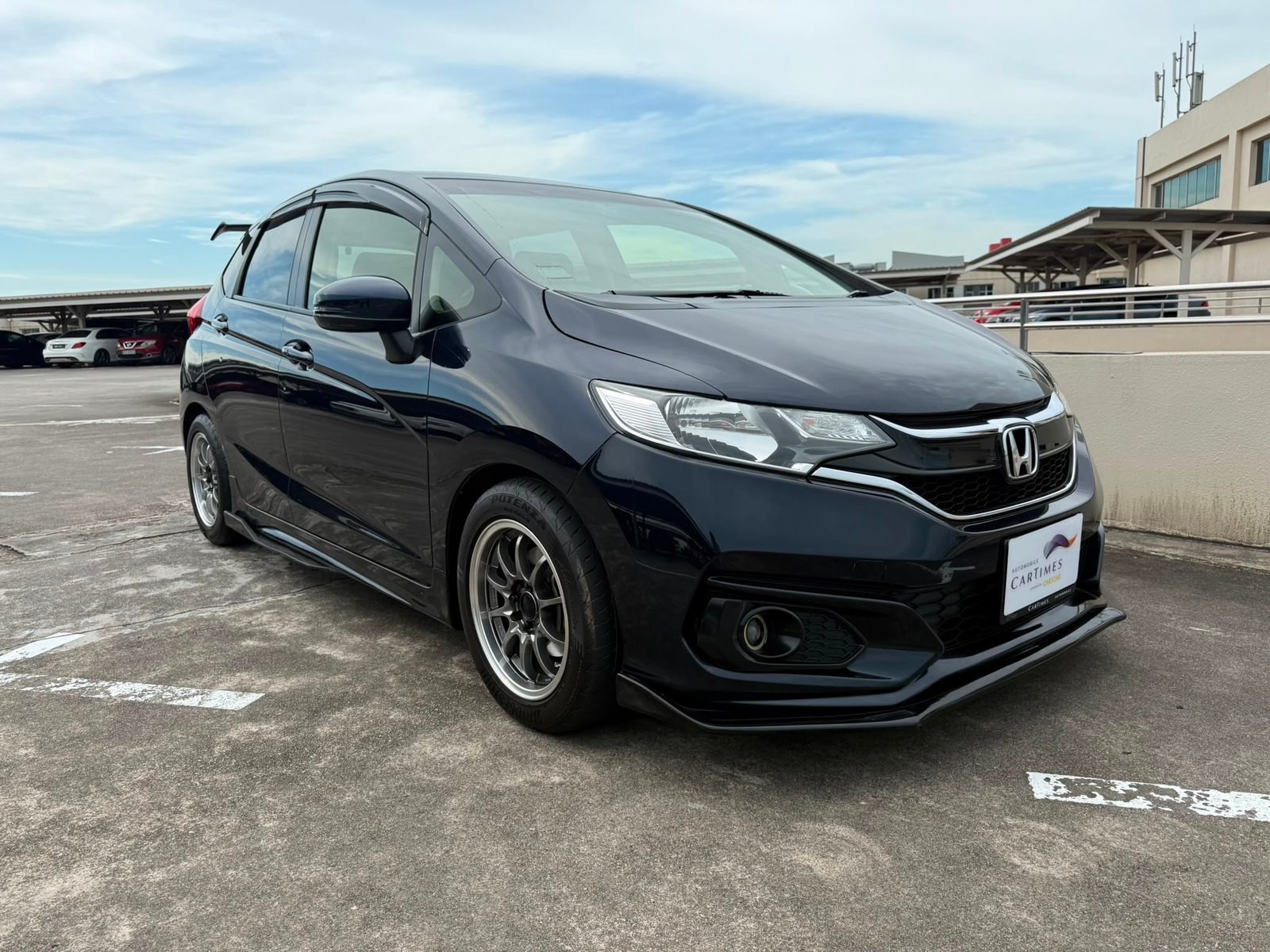 Used Honda Fit 1.3 GF for sale in Singapore